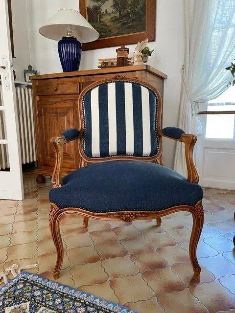 Fauteuil bleu marine